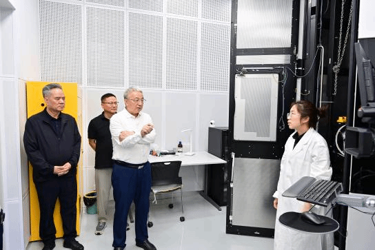 全国政协副主席王光谦一行来校调研